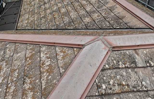 屋根　経年劣化